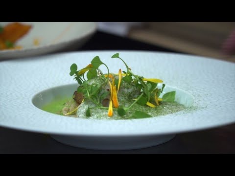 A Lyon, un restaurant gastronomique... 100% végétarien | AFP Reportage